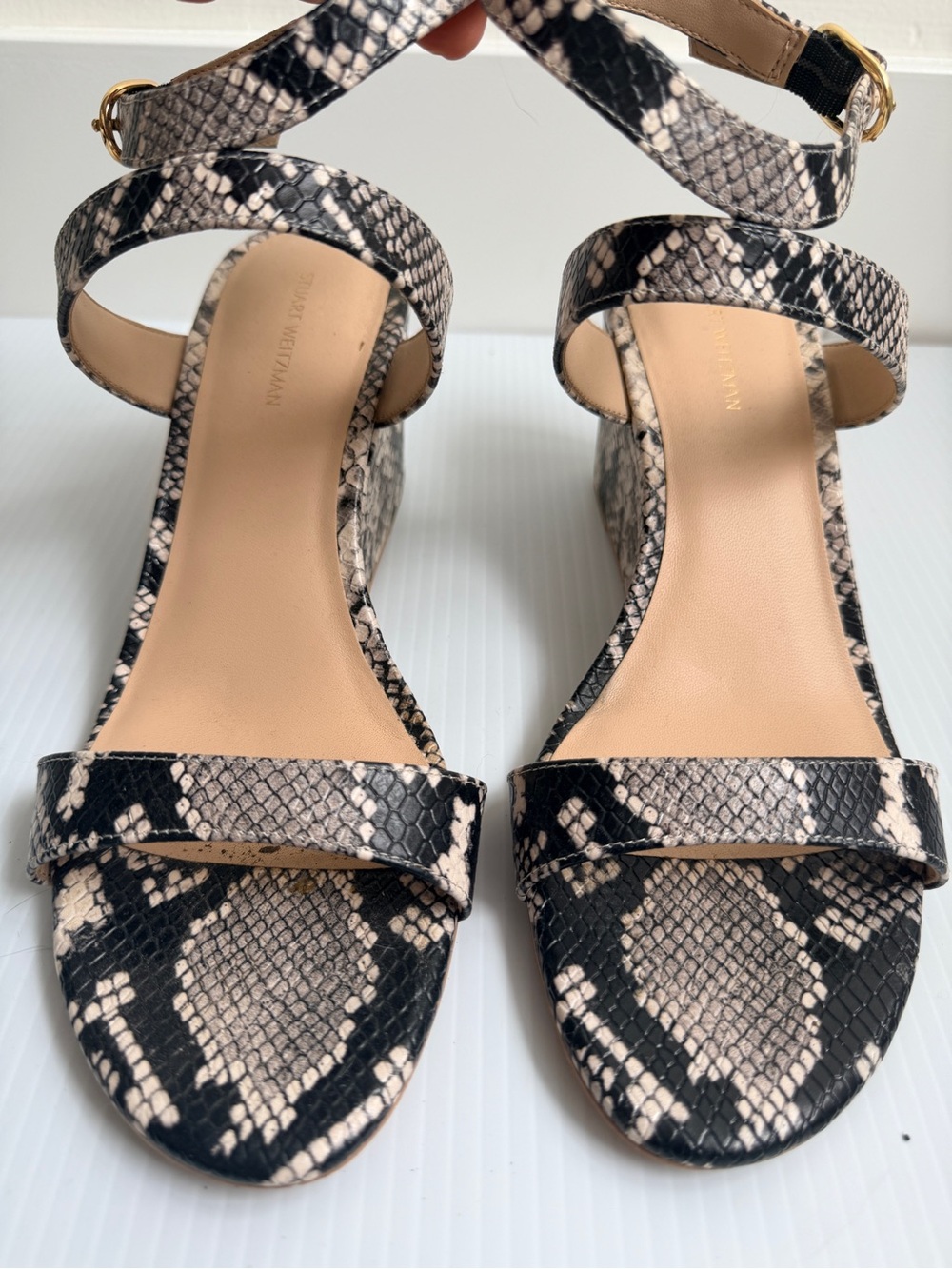 STUART WEITZMAN Snake Ankle Strap Wedge 10 - Picture 3 of 9